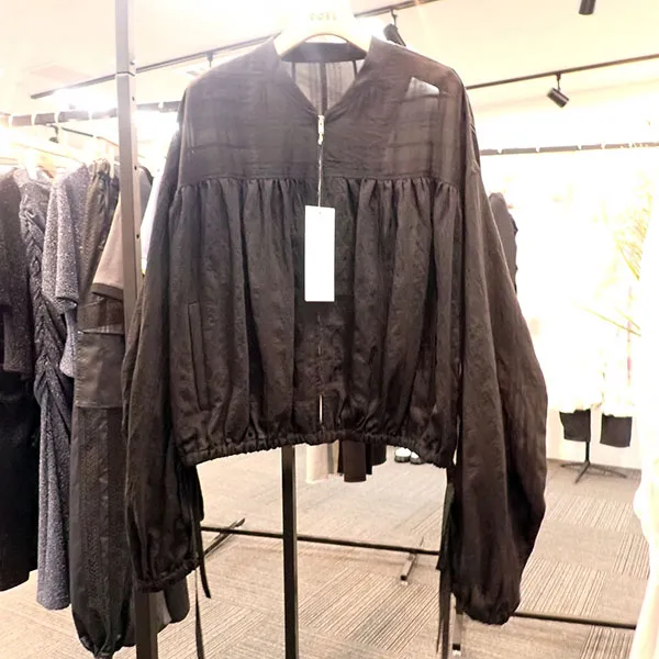 入荷予定コエル