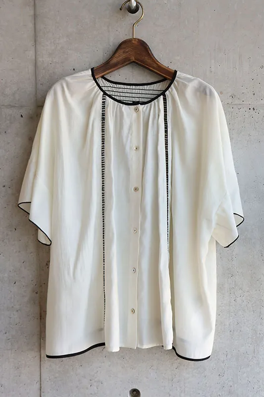 入荷予定エトレリー